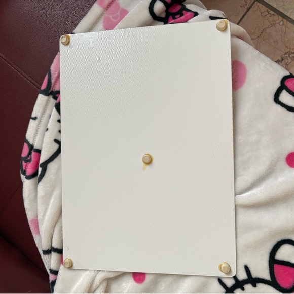 White Cutting Board - Picture 2 of 3